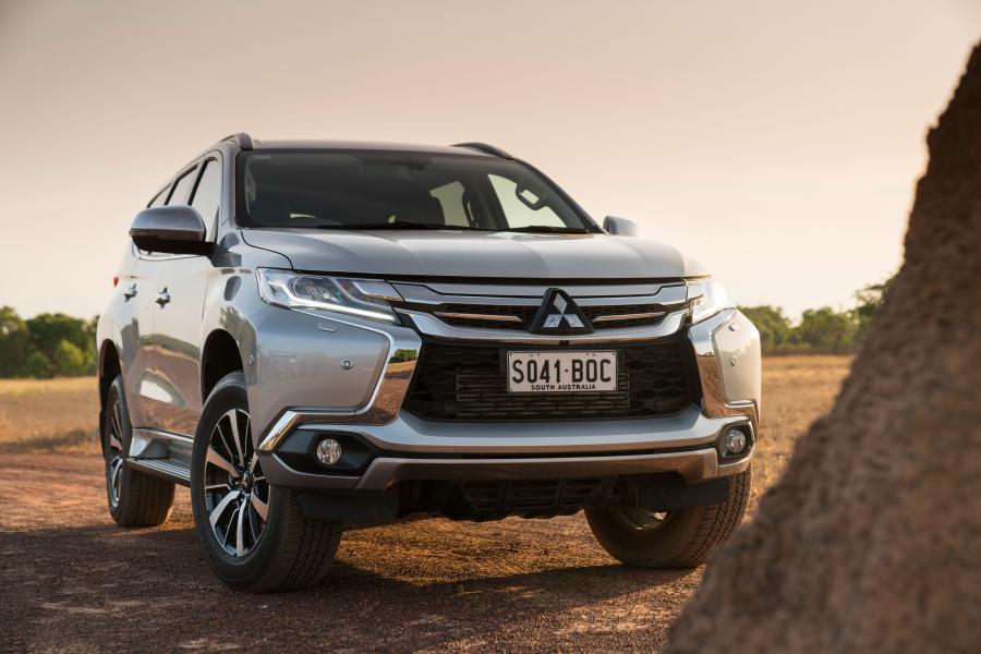 Mitsubishi Pajero Sport Exceed 2015 года  (AU) (фото 37 из 40)